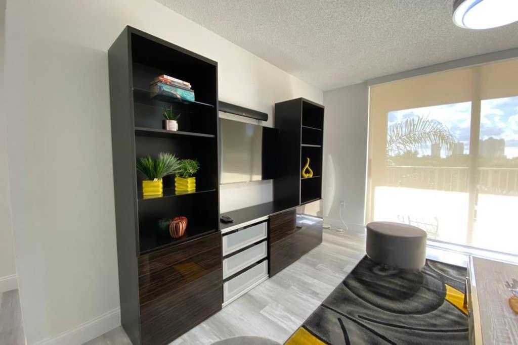 Yacht Club At Aventura 2 Bed 2 Bath Luxurius Cozy Brand New 2020 Διαμέρισμα Εξωτερικό φωτογραφία