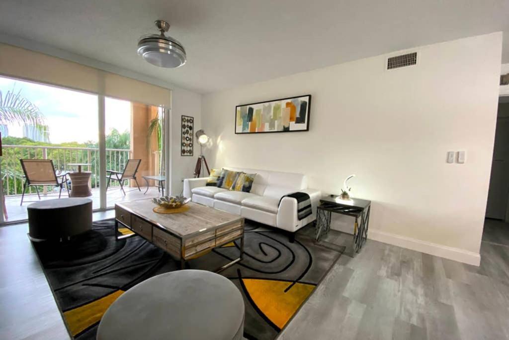 Yacht Club At Aventura 2 Bed 2 Bath Luxurius Cozy Brand New 2020 Διαμέρισμα Εξωτερικό φωτογραφία