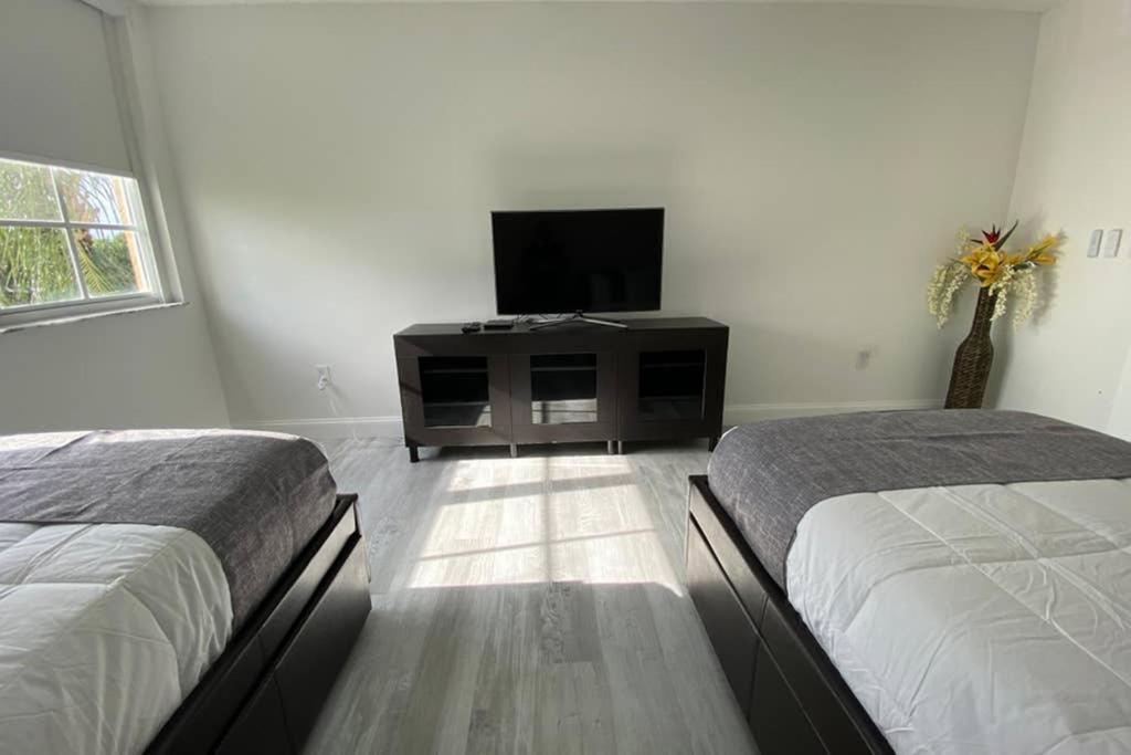 Yacht Club At Aventura 2 Bed 2 Bath Luxurius Cozy Brand New 2020 Διαμέρισμα Εξωτερικό φωτογραφία
